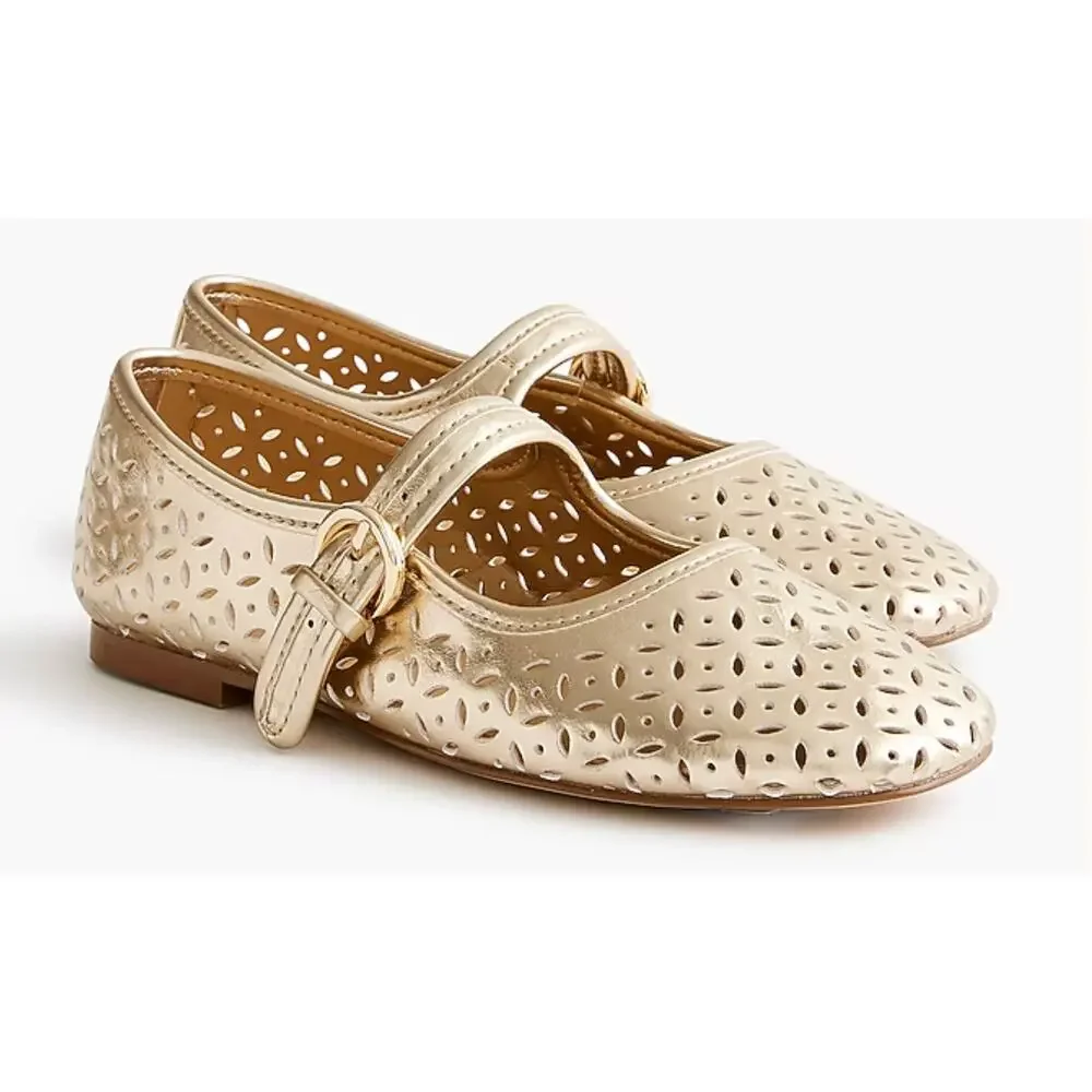 Crewcuts Factory | NWOT Girls Metallic Perforated Mary Janes Gold | Sz K4